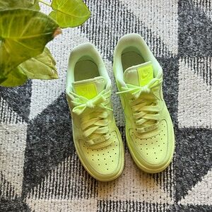 Nike AF1‎ Air Force 1 Neon Lime Green Men's Sneakers